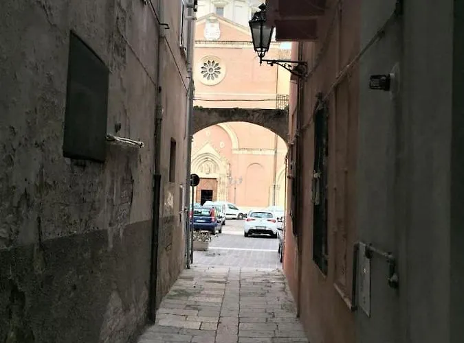 In Centro Storico * Ортона